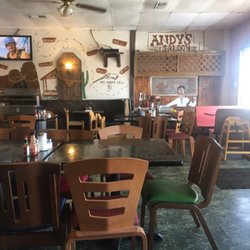 Andy's Restaurant - Inside decor