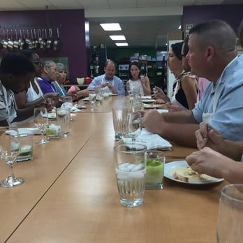 Kitchen Conservatory - Cooking Schools Near Me - Saint Louis, Missouri