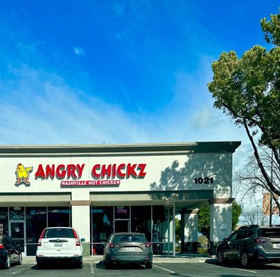 Angry Chickz - Vacaville by null