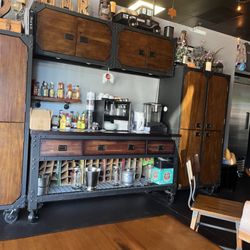 Thirsty Hound Drinkery
