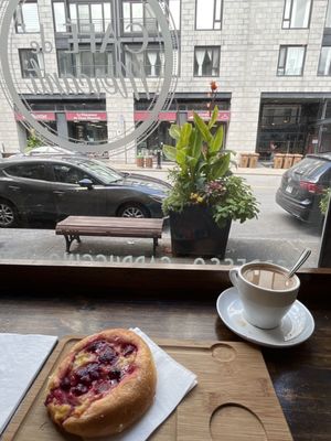 Café de Mercanti Old Montreal by null