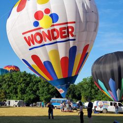 New Jersey Lottery Balloon Festival - Wonder Bread logo hot air balloon