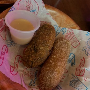 Dos Croquetas - Bakeries Near Me - Miami, Florida