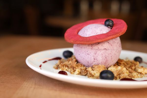 Caribou Gourmand - Restaurant de Terroir Québécois - Souper et Brunch et grande terrasse by null