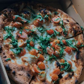 CRAFT PIZZA - Vegan basil and tomato garlic pizza, used vegan cheese by follow your heart(what the cashier said they used anyways) - Pizza Near Me - Carlsbad, California CRAFT PIZZA - Vegan basil and tomato garlic pizza, used vegan cheese by follow your heart(what the cashier said they used anyways) - Pizza Near Me - Carlsbad, California