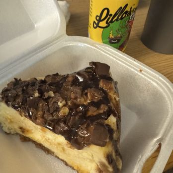 Lillo's Tuscan Grille - Turtle Cheese Cake - Italian Near Me - Gulf Breeze, Florida