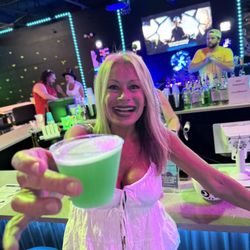 Cosmik Tiki - Drinks with Friends