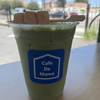 Cafe De Mama - Matcha Mochi Latte - Coffee & Tea Near Me - Los Angeles, California