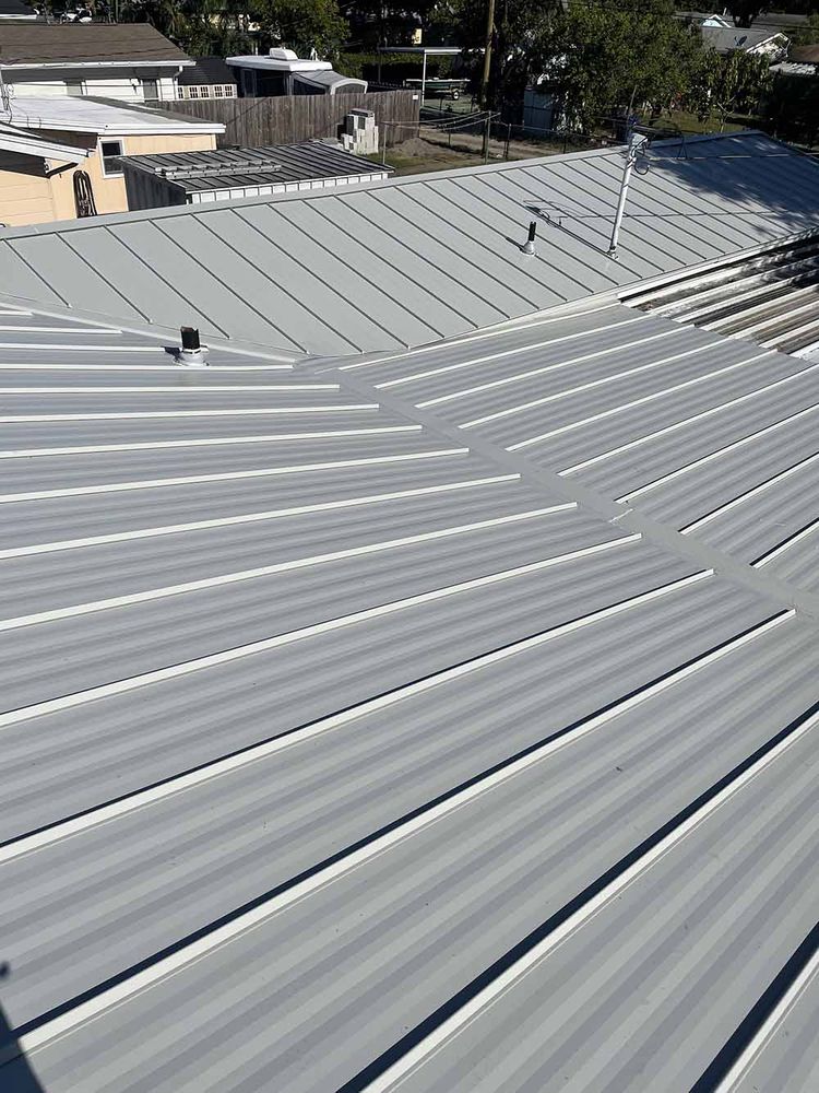 Slide of Smart Choice Roofing