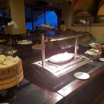 Kai Market - roast pork - Breakfast & Brunch Near Me - Honolulu, Hawaii