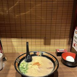 天然豚骨拉麵專門店一蘭