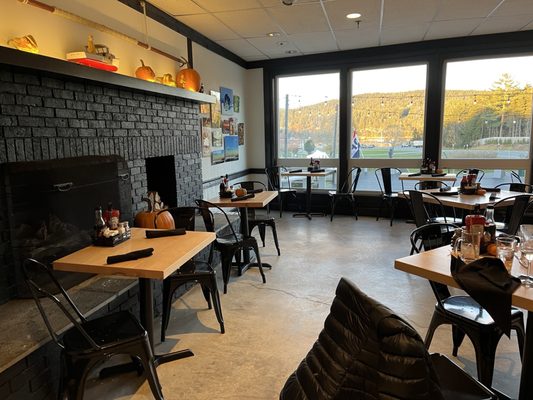 The Nor'Easter Pound & Market by null