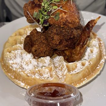 Blossoms Brunch Bar - Chicken and waffles - Breakfast & Brunch Near Me - Rahway, New Jersey