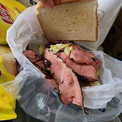 Zayde's Market - Not anything like their pictures and inedible bread