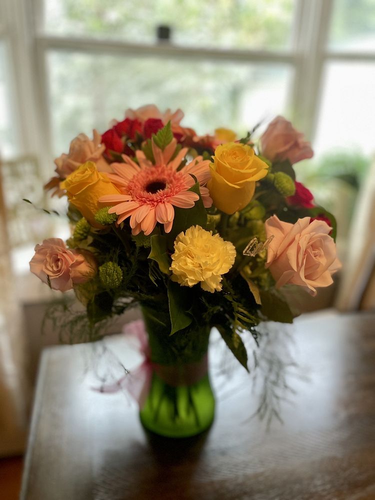 GOSHEN FLORIST Updated August 2024 21 Photos & 15 Reviews 2841