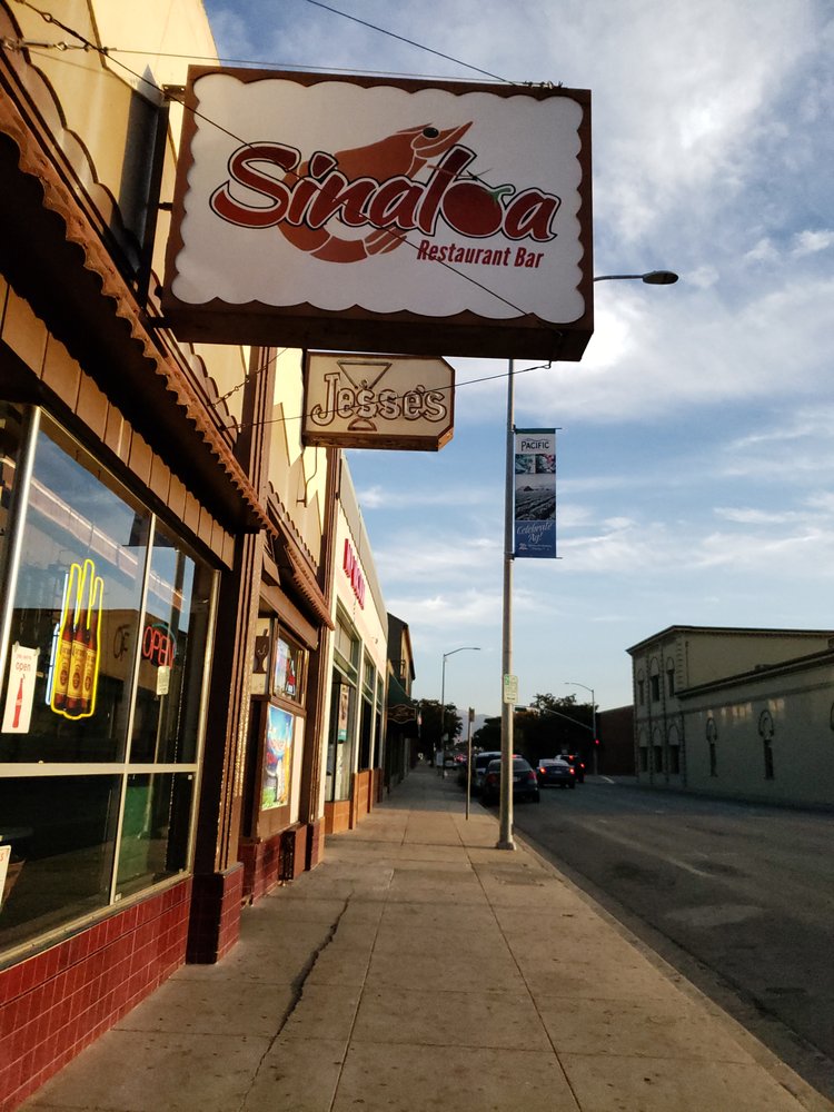 Sinaloa restaurant bar