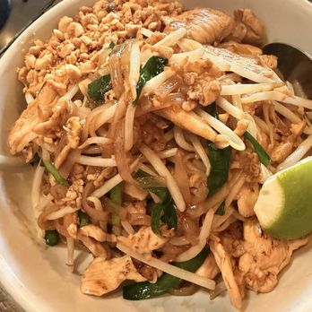 Block 9 Thai Street Eats - Pad Thai - Thai Near Me - Las Vegas, Nevada
