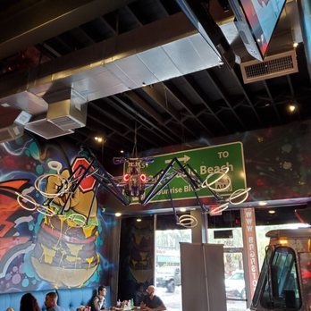 Brgr Stop - Cool lighting & decor - American Near Me - Fort Lauderdale, Florida Brgr Stop - Cool lighting & decor - American Near Me - Fort Lauderdale, Florida