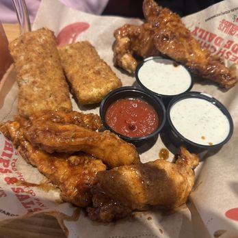 Chili's - Triple dipper #1 - Bars Near Me - Los Lunas, New Mexico