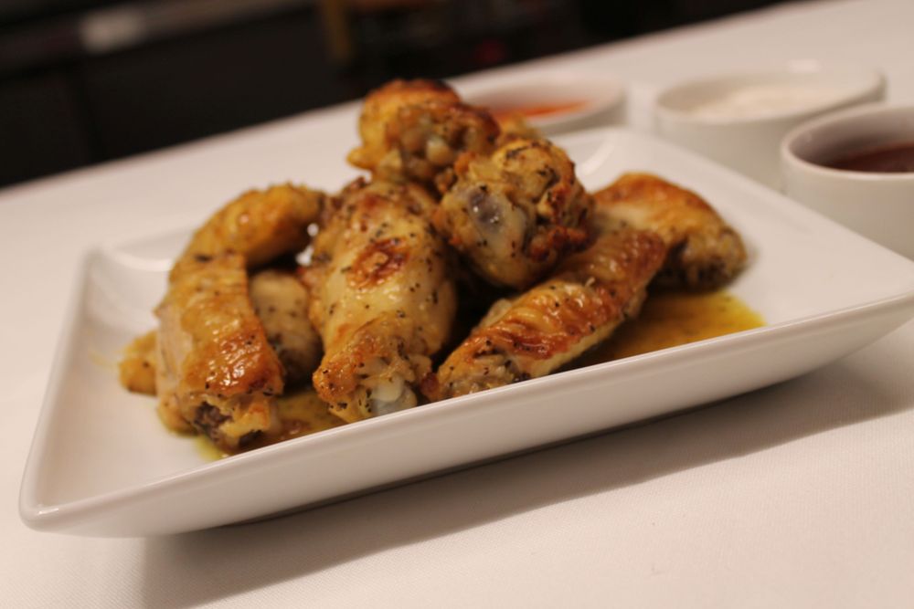 PICCOLA ITALIA Updated October 2024 125 Photos & 83 Reviews 2389