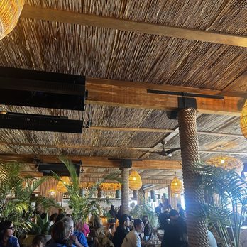 Belles Beach House - Inside - Tiki Bars Near Me - Venice, California Belles Beach House - Inside - Tiki Bars Near Me - Venice, California