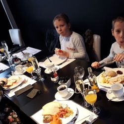 Cardijn N.I. - Het fantastische ontbijt op eerste zondagen van de maand