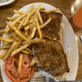 New York Diner - Pastrami - Diners Near Me - Knightdale, North Carolina