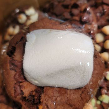 Firth Cookies - S'mores cookie - Desserts Near Me Firth Cookies - S'mores cookie - Desserts Near Me