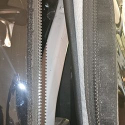 ExtremeTerrain - Broke zipper