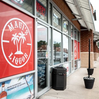 Maui's Liquor - the outside of a liquor shop - Beer, Wine & Spirits Near Me - Cottleville, Missouri