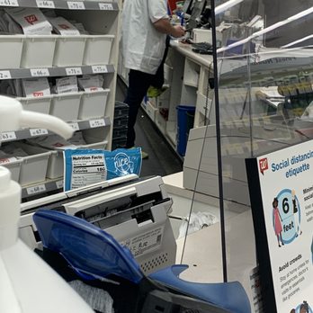 Walgreens - This is a Pharmacy worker from Paris Tn Walgreens standing with his foot in a drawer(which medical supplies are suppose to go) - Drugstores Near Me - Paris, Tennessee