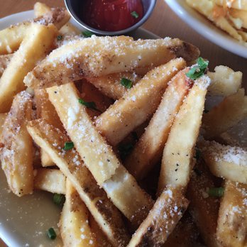 Restaurant 604 - Garlic Parmesan Fries - Breakfast & Brunch Near Me - Honolulu, Hawaii