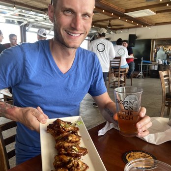 Ocean Lab Taproom - Breweries Near Me - Carolina, Puerto Rico Ocean Lab Taproom - Breweries Near Me - Carolina, Puerto Rico