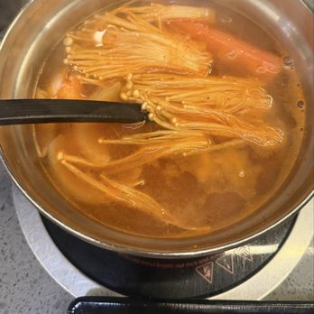 KPOT Korean BBQ & Hot Pot - Universal Studios - Thai Tom Yum - Korean Near Me - Orl&o, Florida