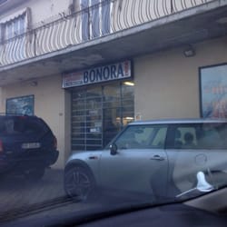 Bonora Piergiorgio - Front of shop