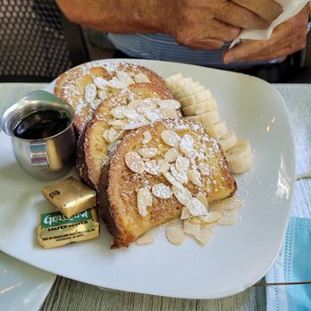 Sarabeth's Key West - French Toast with Almonds - American Near Me - Key West, Florida Sarabeth's Key West - French Toast with Almonds - American Near Me - Key West, Florida