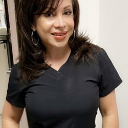 St Luke Med Skin Essentials - Lily Duque