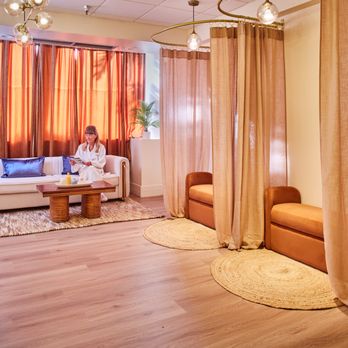Asana Spa - Experience serenity with our signature massage packages at the best spa in Waikiki. Reserve your spot for ultimate relaxation. - Day Spas Near Me - Honolulu, Hawaii