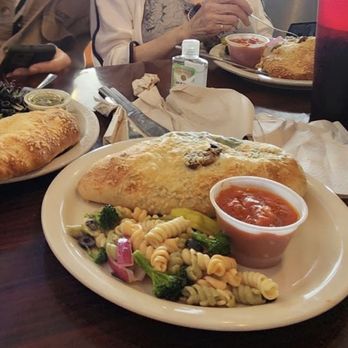 Idyllwild Pizza - Pizza Near Me - Idyllwild, California