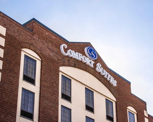 Comfort Suites Greensboro Airport 7619 Thorndike Rd Greensboro Nc
