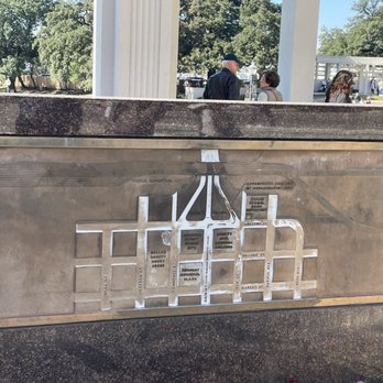 Dealey Plaza - Landmarks & Historical Buildings Near Me - Dallas, Texas Dealey Plaza - Landmarks & Historical Buildings Near Me - Dallas, Texas