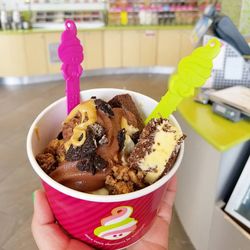 Menchie's Blue Mountain Village - Froyo!
