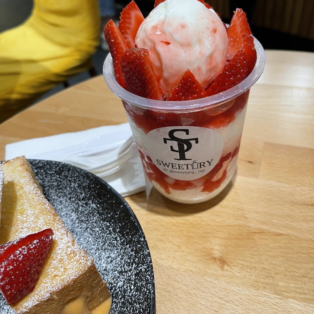 Sweetory - Sweet Layers Strawberry - Desserts Near Me - Jackson Heights, New York Sweetory - Sweet Layers Strawberry - Desserts Near Me - Jackson Heights, New York