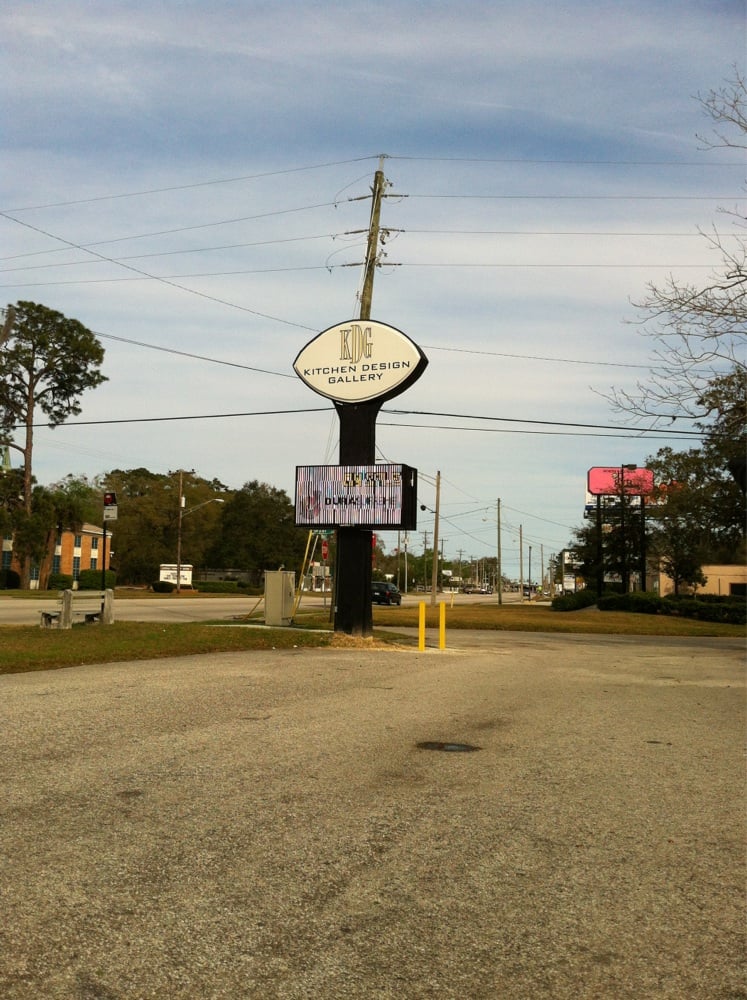 BAKER’S SPORTS Sporting Goods 6340 Beach Blvd, Jacksonville, FL