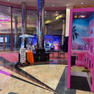 REGAL EDWARDS GREENWAY GRAND PALACE - 229 Photos & 511 Reviews - 3839