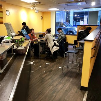 D'Guru - Inside seating area - Indian Near Me - Boston, Massachusetts