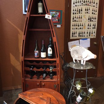Hellams Vineyard - Creative displays - Wine Bars Near Me - La Conner, Washington Hellams Vineyard - Creative displays - Wine Bars Near Me - La Conner, Washington