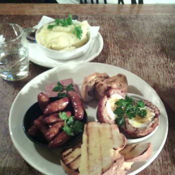 The Stonemasons Arms - Shareable Meat Platter - Pubs Near Me - London, XGL
