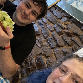 Doe's Eat Place - Smiling through the pain with a bowl of soggy lettuce - Steakhouses Near Me - Fayetteville, Arkansas Doe's Eat Place - Smiling through the pain with a bowl of soggy lettuce - Steakhouses Near Me - Fayetteville, Arkansas