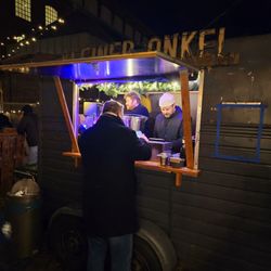 LüttLiv - Glühweinstand Kleiner Onkel